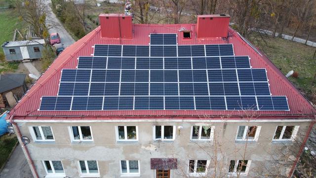 Instalacja na budynku wielorodzinnym — Wąworków